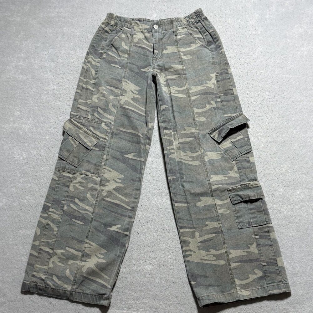 Los Angeles Sixty-Six Cargo Pants Women’s Size 7 Green Camo Wide Leg Utility
